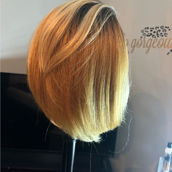 WIG - Picture 4 of 6